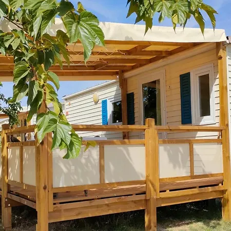 Tikayan Felix De La Bastide Campsite *