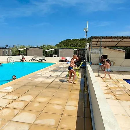Campsite Tikayan Felix De La Bastide