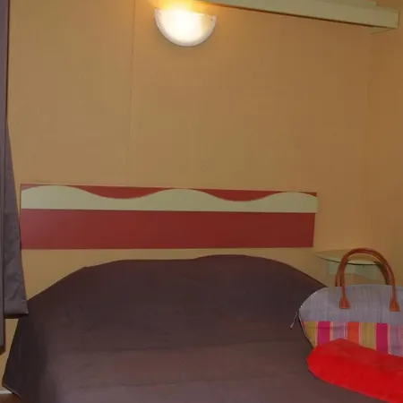 Tikayan Felix De La Bastide Campsite *